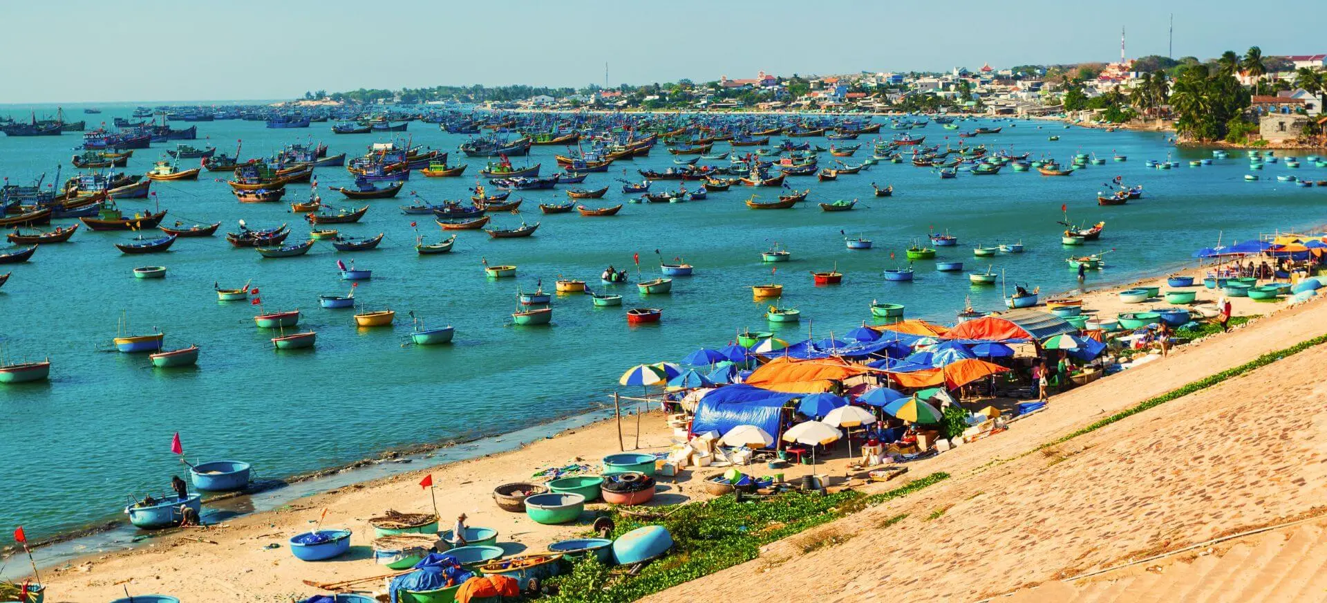 Khám phá làng chài truyền thống Mũi Né Phan Thiết Mr Ben Jeep Tours